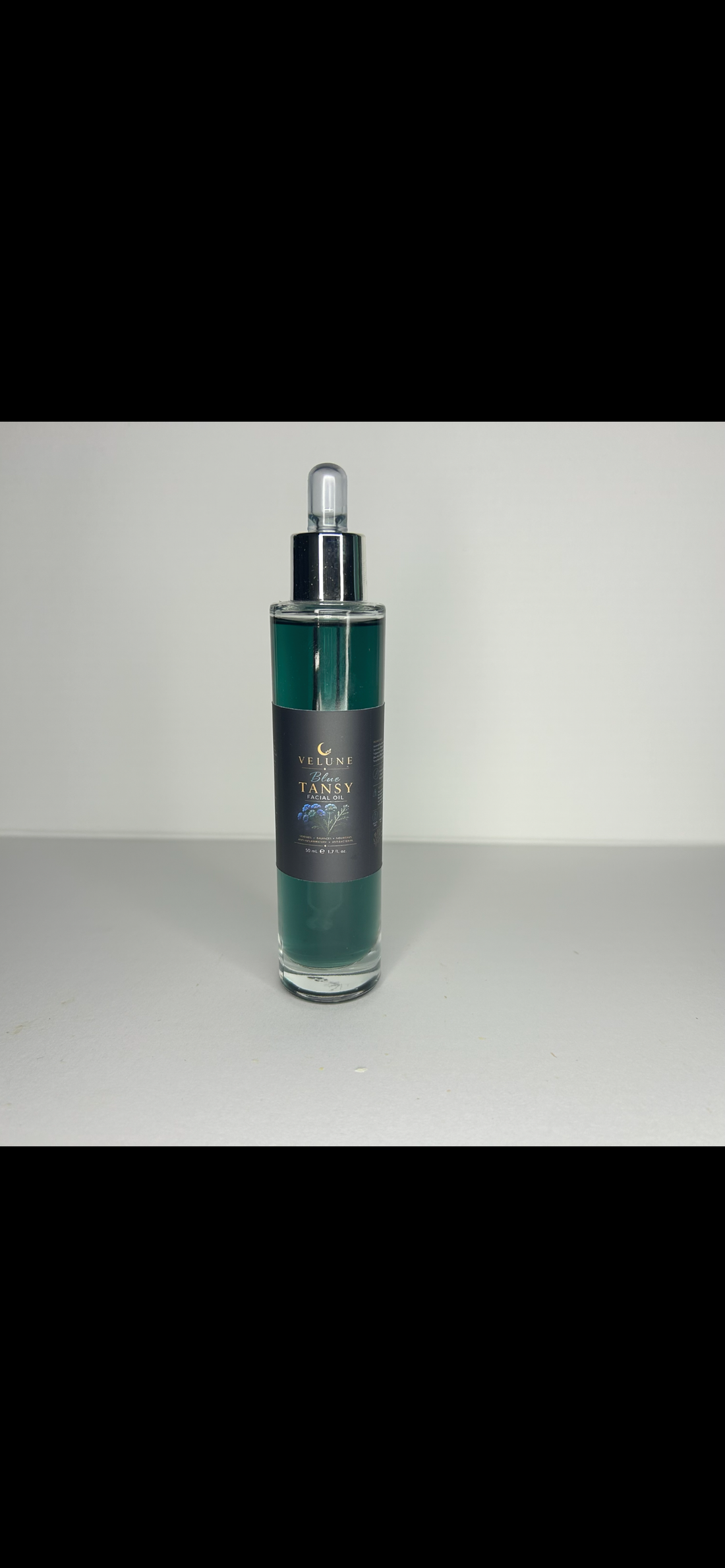 Velune Blue Tansy Facial Oil | 50 mL (1.69 fl oz)